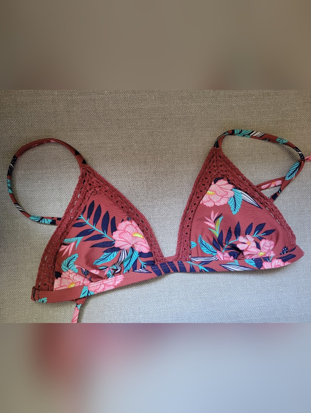 Xhilaration Crochet Trim Triangle Bikini Top Clay Floral Sz Small (No Tag) Tropi